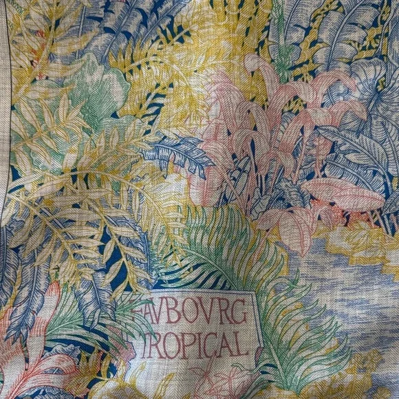 Hermes Multicolor Scarf - Excellent Condition - Picture 5 of 7